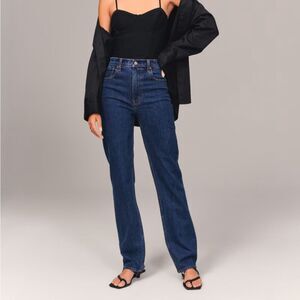 ABERCROMBIE & FITCH women’s The 90’s straight Ultra High Rise distressed denim